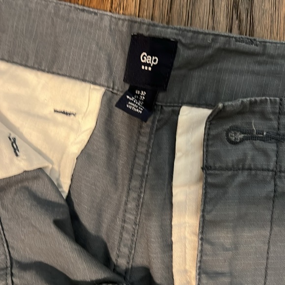 Gap flat front classic shorts size 32 light blue - Picture 3 of 6